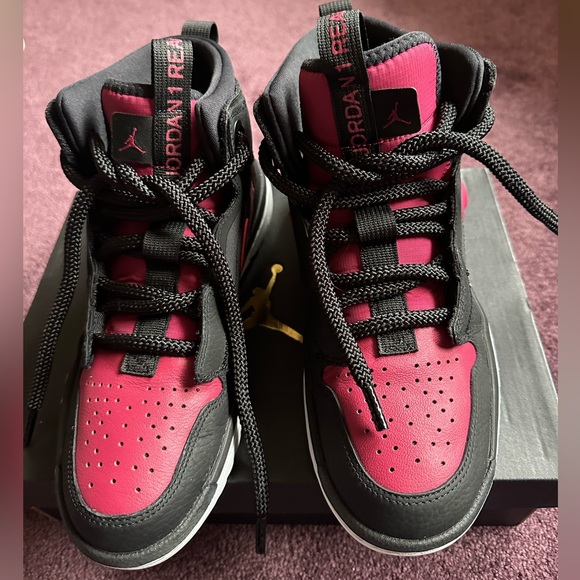 Air Jordan 1 High React Black Noble Red; men’s 8.5 - Picture 8 of 14